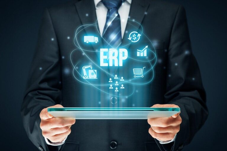 نظم ERP: فهم التقنية التي تغيير وجه الأعمال